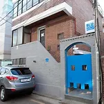 Blu Guest House 1